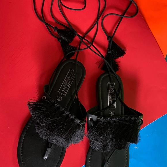 Truffle  leather and tassels - Picture 4 of 5